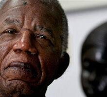 Addio a Chinua Achebe, padre della letteratura moderna africana