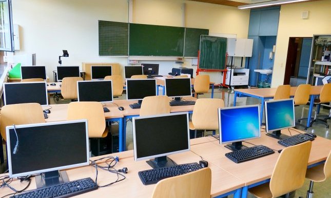 10.000 computer agli studenti dall'Agenzia delle Entrate: come fare domanda