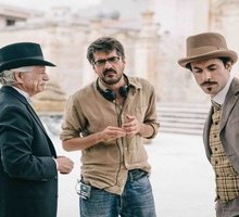 Stasera in tv La concessione del telefono: trama e trailer del film tratto dal libro di Camilleri