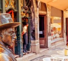 Lisbona, un tour letterario della città sulle tracce di Pessoa: da Chiado a Belém