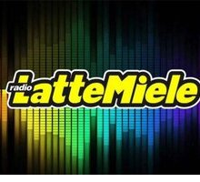 I consigli di lettura per l'estate in radio con Radio Lattemiele