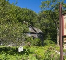 La casa dove Louisa May Alcott scrisse Piccole donne si può visitare: ecco come