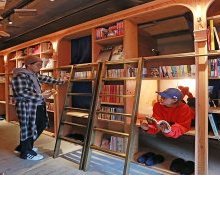 Dormire tra i libri: ecco i migliori hotel al mondo per i lettori