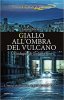 Copertina del libro Giallo all'ombra del vulcano